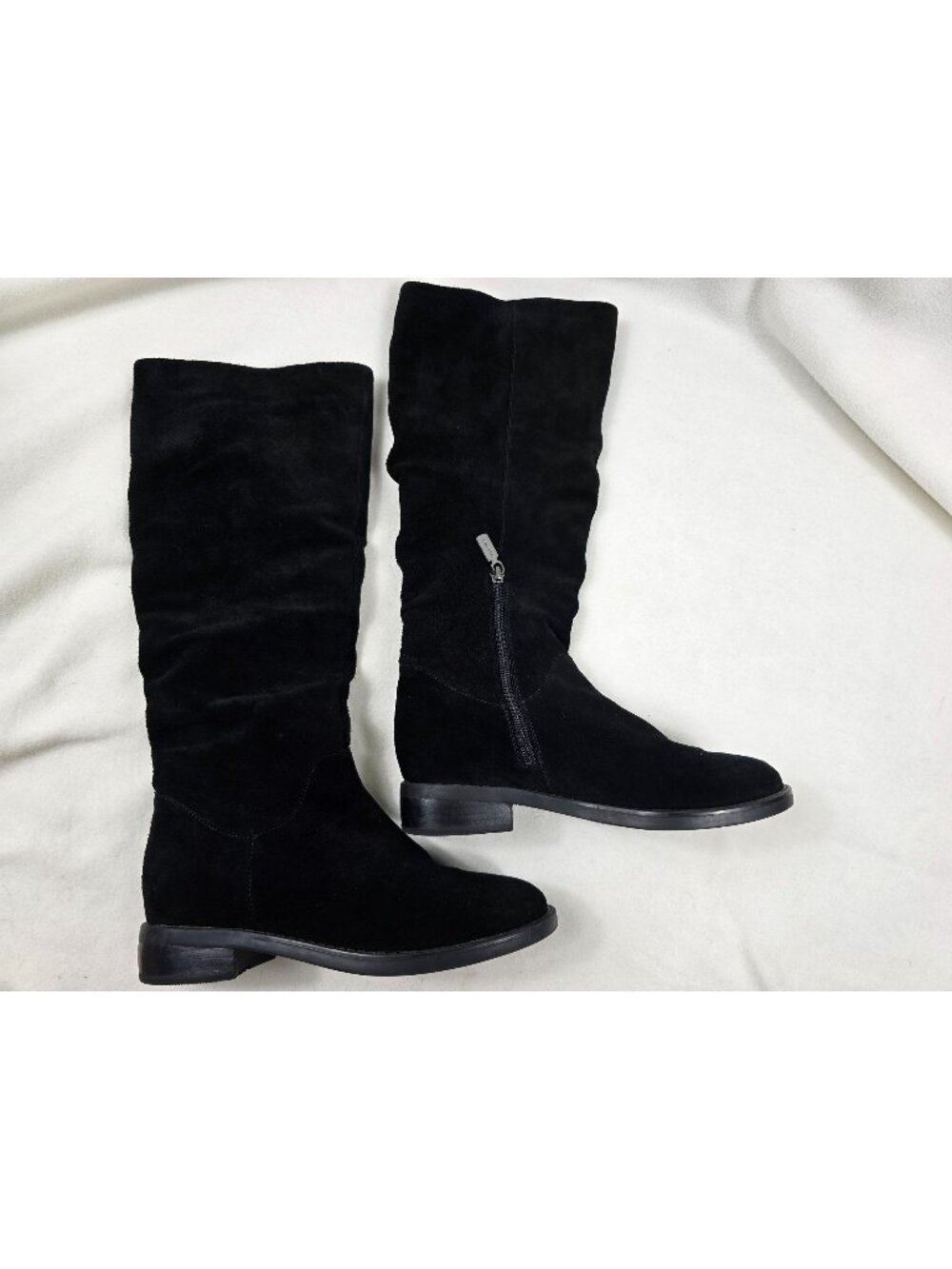 Blondo Black Suede Size 6 Boots Waterproof Zipper Closure Rubber Sole